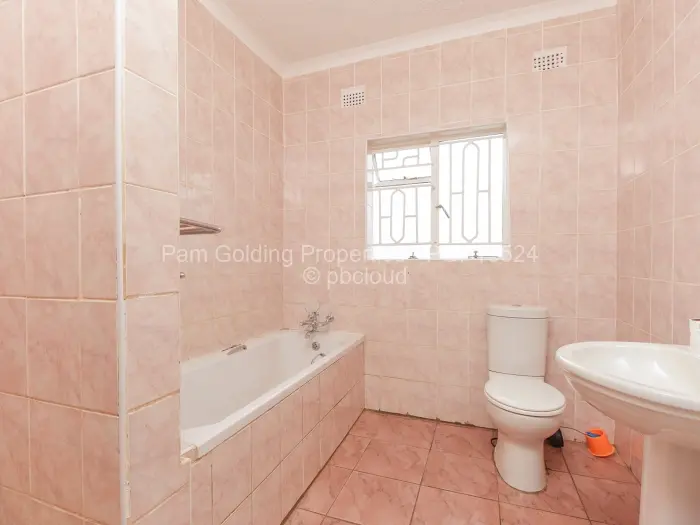 4 Bedroom House for Sale in Damofalls, Damofalls
