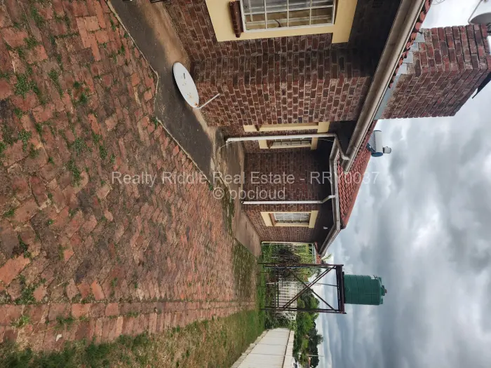 3 Bedroom House for Sale in Waterfalls, Harare