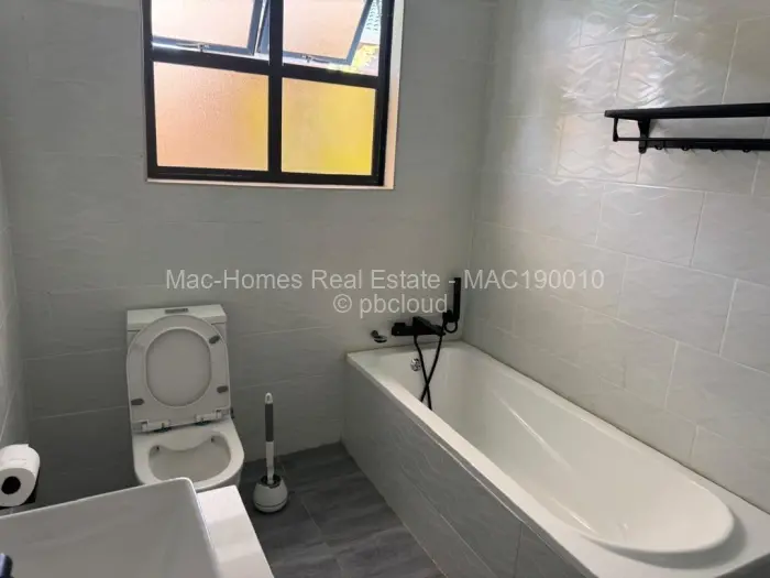 Flat/Apartment for Sale in Carrick Creagh Estate, Harare