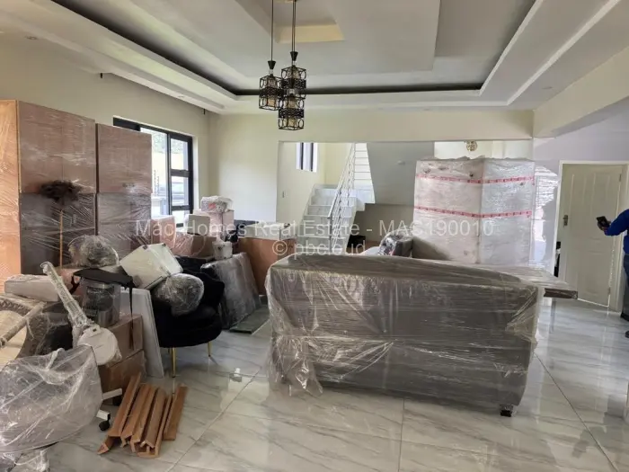 Flat/Apartment for Sale in Carrick Creagh Estate, Harare