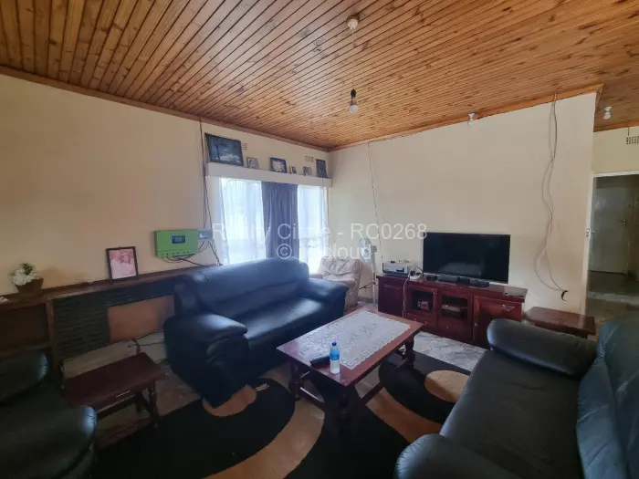 3 Bedroom House to Rent in Ashdown Park, Harare