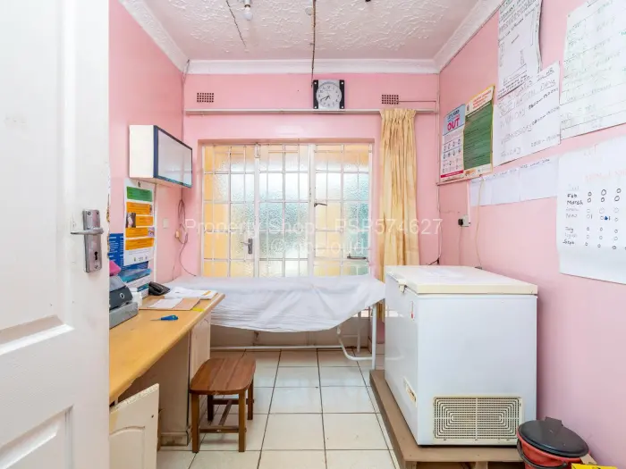 Other Commercial to Rent in Chitungwiza, Chitungwiza