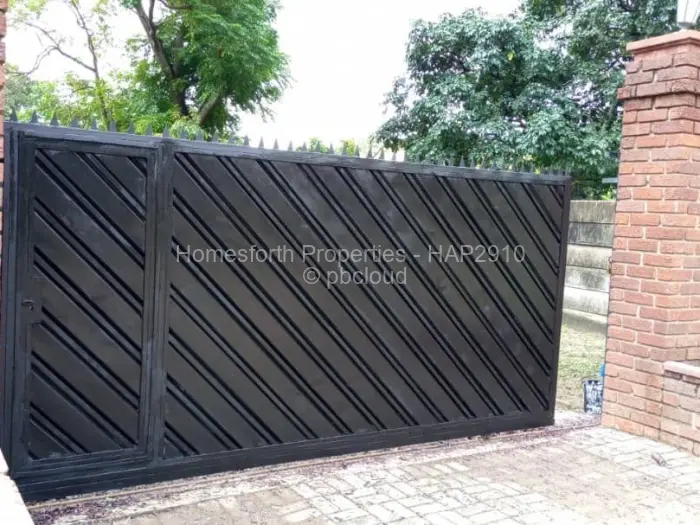 3 Bedroom House for Sale in Waterfalls, Harare