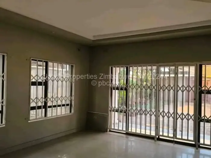 6 Bedroom House for Sale in Belvedere, Harare