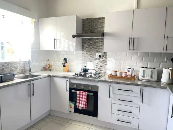 2 Bedroom House for Sale in Kumalo, Bulawayo