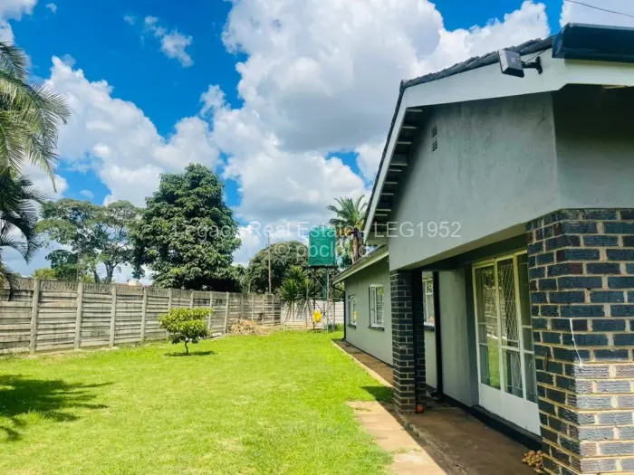 4 Bedroom House for Sale in Sunridge, Harare