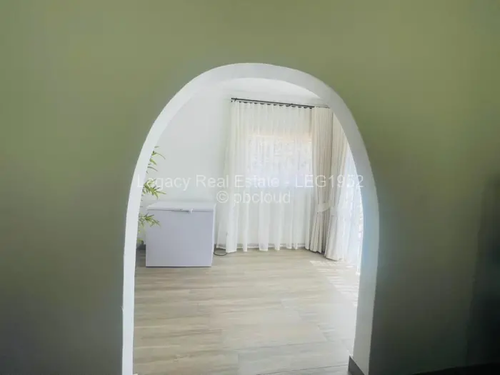 4 Bedroom House for Sale in Sunridge, Harare