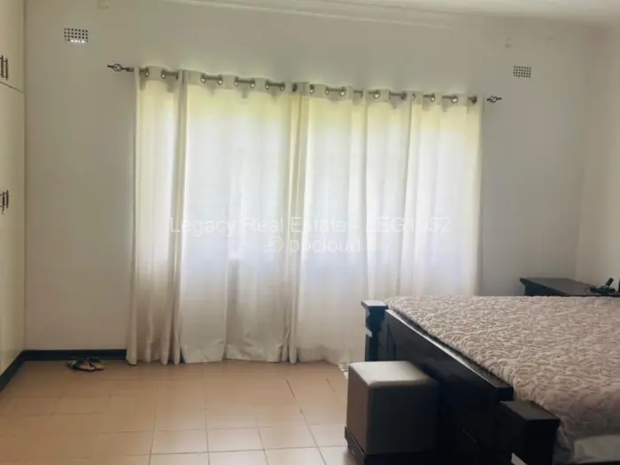 4 Bedroom House for Sale in Sunridge, Harare