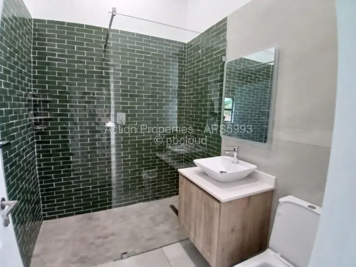 Townhouse/Cluster to Rent in Highlands, Harare