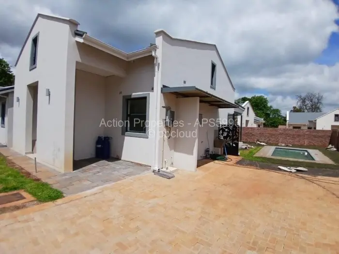 Townhouse/Cluster to Rent in Highlands, Harare