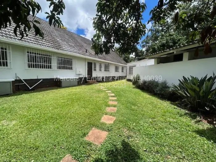 5 Bedroom House to Rent in Gunhill