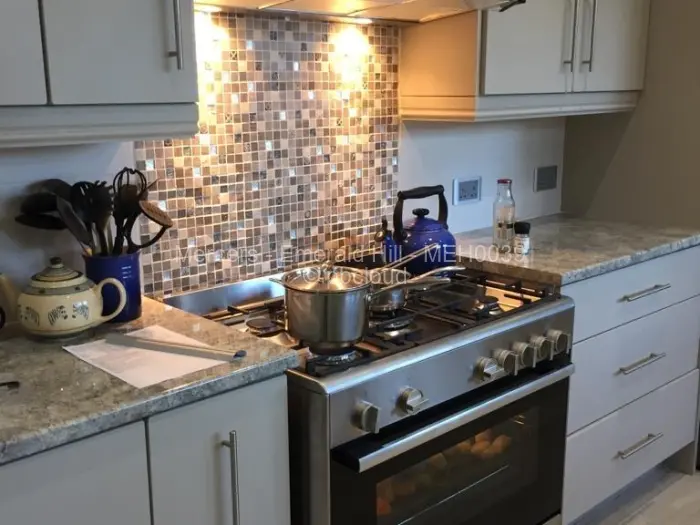 5 Bedroom House to Rent in Gunhill