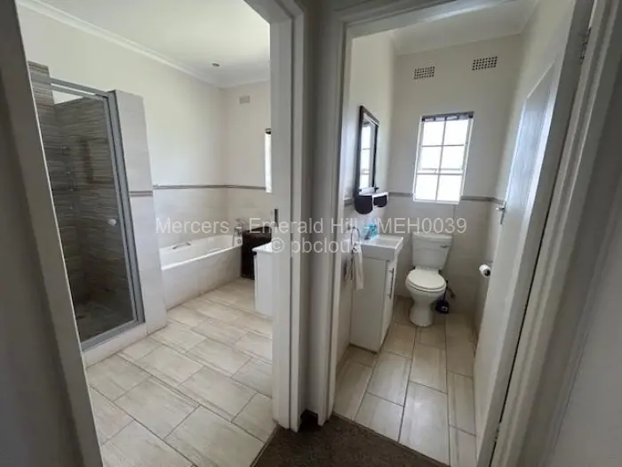 5 Bedroom House to Rent in Gunhill