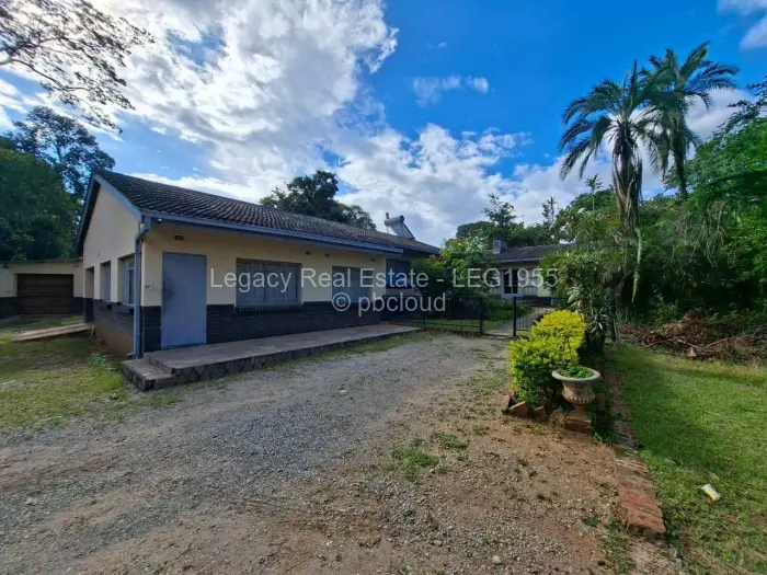 4 Bedroom House for Sale in Newlands, Harare