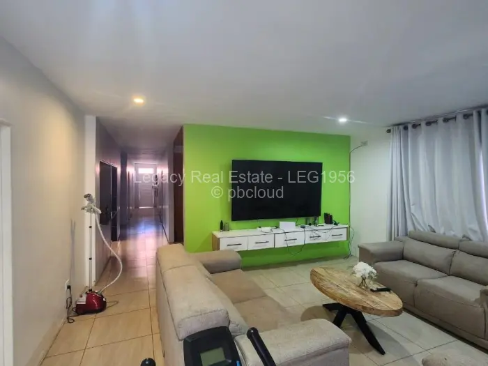 5 Bedroom House for Sale in Granary Park, Harare