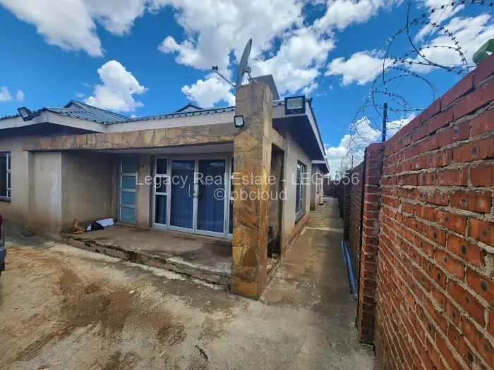5 Bedroom House for Sale in Granary Park, Harare