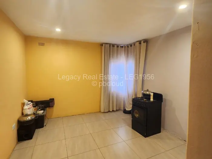 5 Bedroom House for Sale in Granary Park, Harare