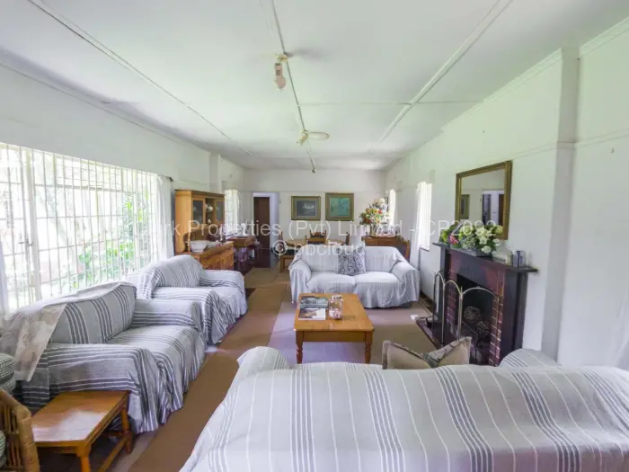 2 Bedroom House for Sale in Chinhoyi, Chinhoyi