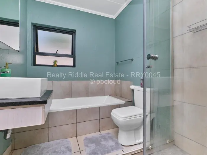 Townhouse/Cluster for Sale in Johannesburg CBD, Johannesburg