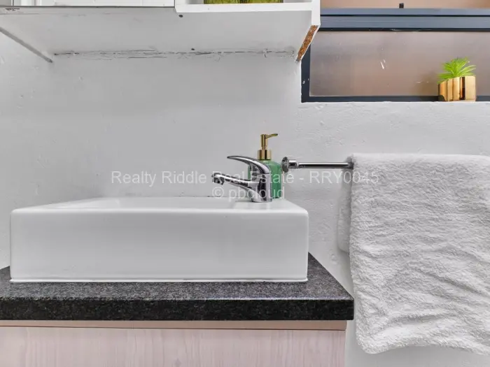 Townhouse/Cluster for Sale in Johannesburg CBD, Johannesburg