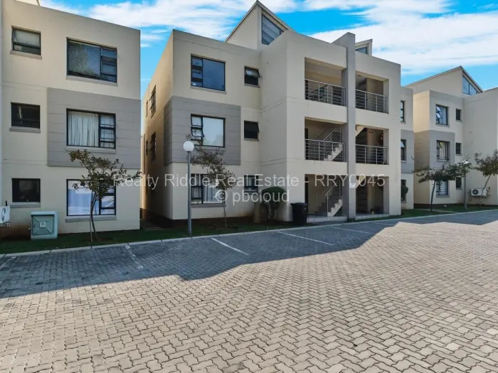 Townhouse/Cluster for Sale in Johannesburg CBD, Johannesburg