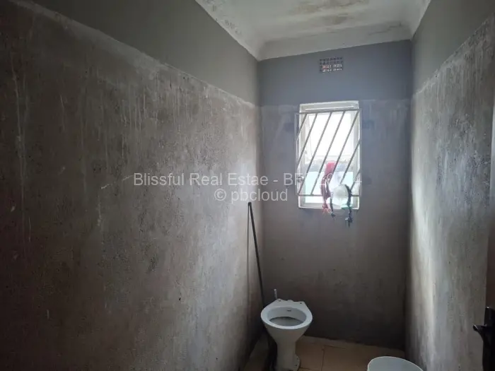 4 Bedroom House for Sale in Southlea Park, Harare