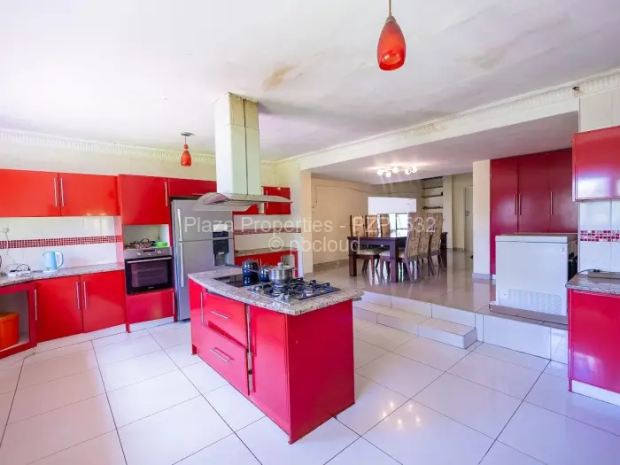 6 Bedroom House for Sale in Monavale, Harare