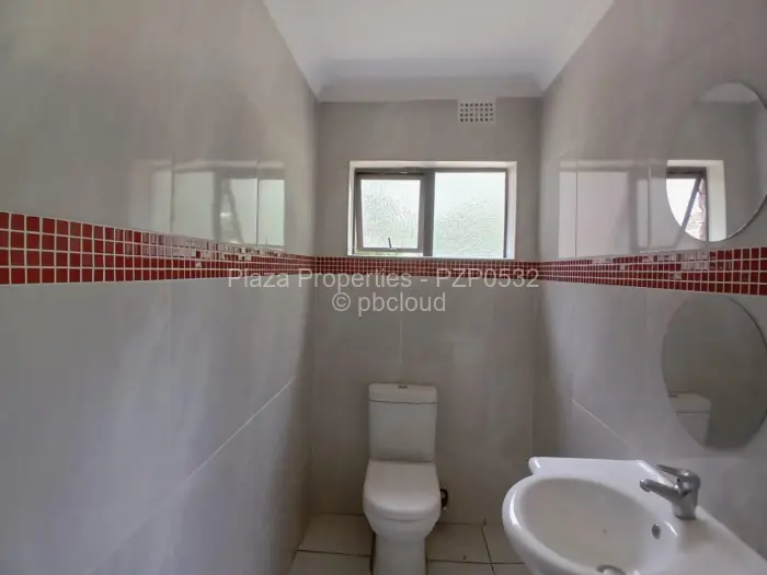 6 Bedroom House for Sale in Monavale, Harare