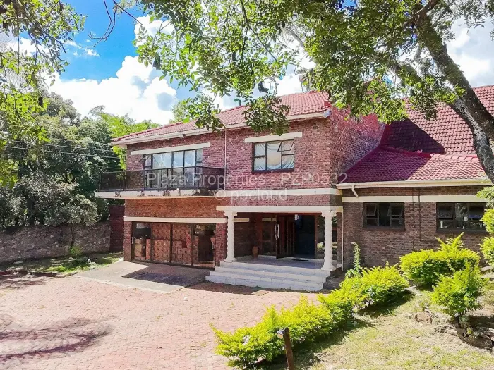6 Bedroom House for Sale in Monavale, Harare