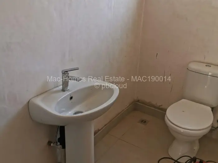 4 Bedroom House for Sale in Bloomingdale, Harare