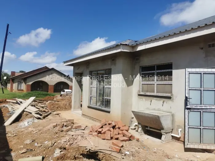 4 Bedroom House for Sale in Bloomingdale, Harare
