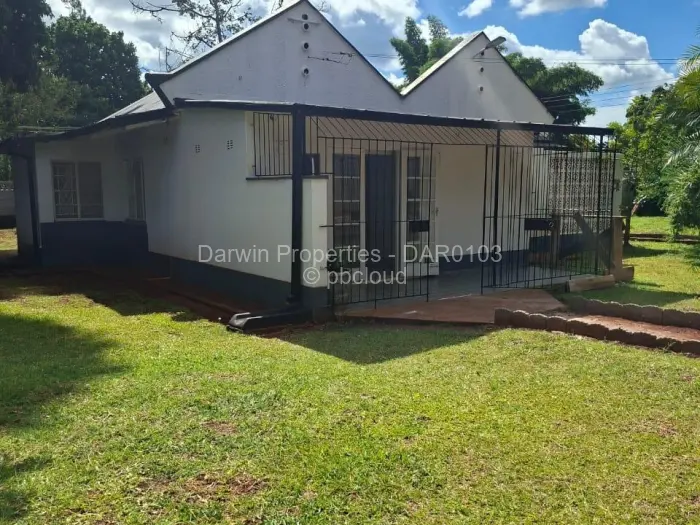 2 Bedroom Cottage/Garden Flat to Rent in Meyrick Park, Harare