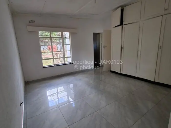 2 Bedroom Cottage/Garden Flat to Rent in Meyrick Park, Harare