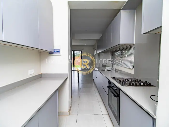 Flat/Apartment to Rent in Highlands, Harare