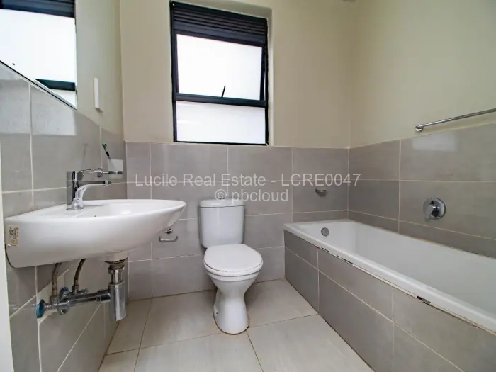 Flat/Apartment to Rent in Highlands