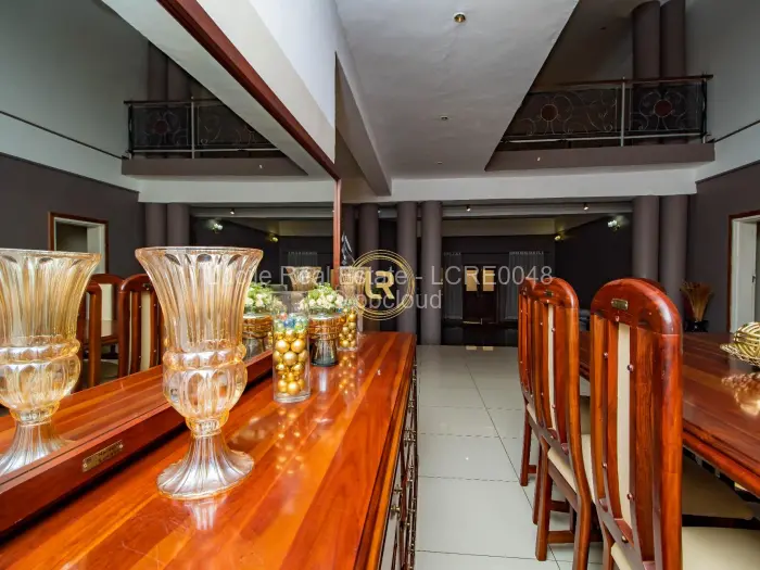 7 Bedroom House for Sale in Borrowdale, Harare