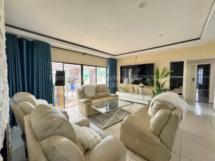 5 Bedroom House to Rent in Arlington, Harare