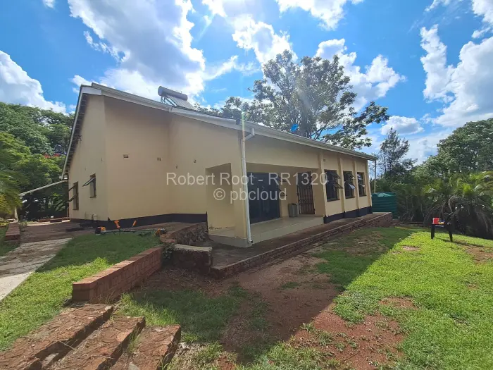 2 Bedroom Cottage/Garden Flat to Rent in Philadelphia, Harare