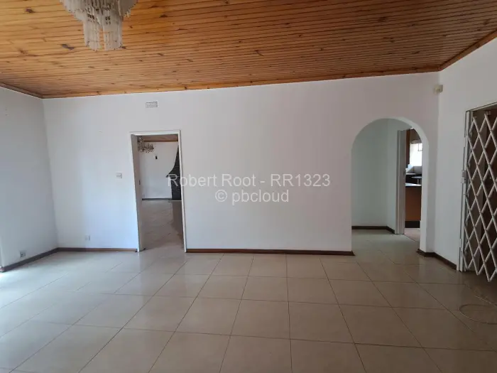 4 Bedroom House to Rent in Borrowdale, Harare