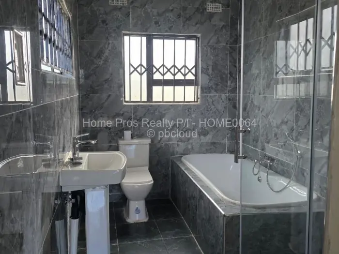 Townhouse/Cluster to Rent in Tynwald, Harare