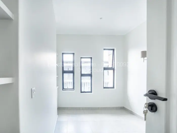 Flat/Apartment for Sale in Vainona, Harare