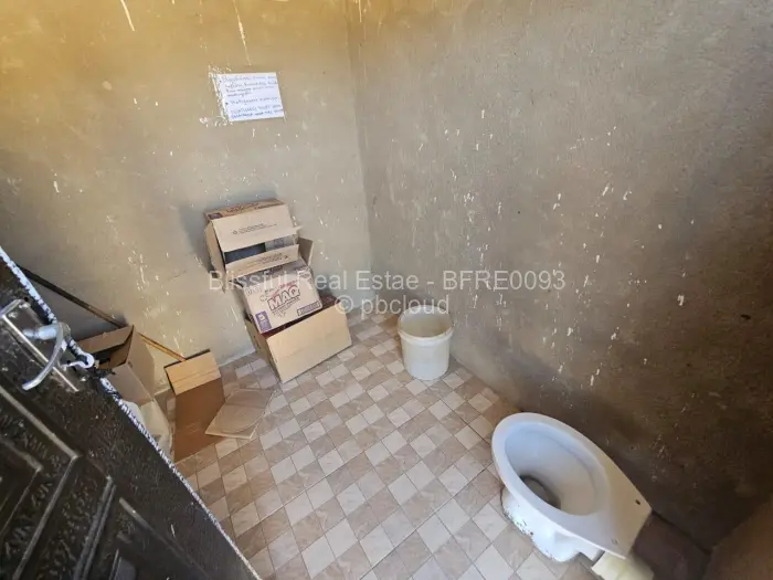 Retail/Shop for Sale in Southlea Park, Harare