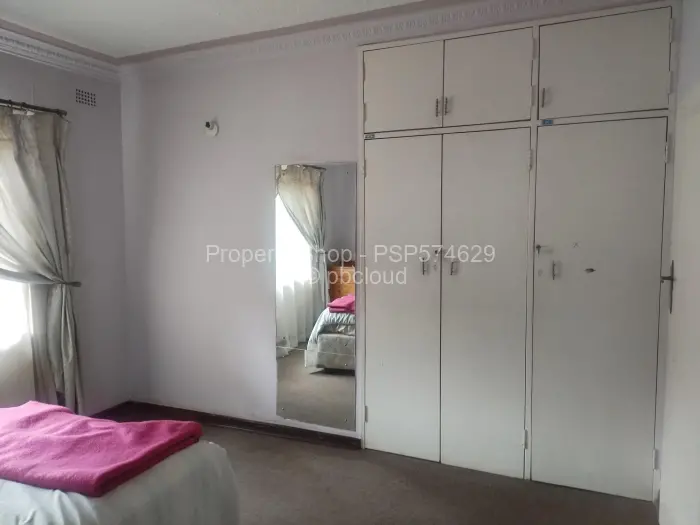 4 Bedroom House to Rent in Greystone Park, Harare