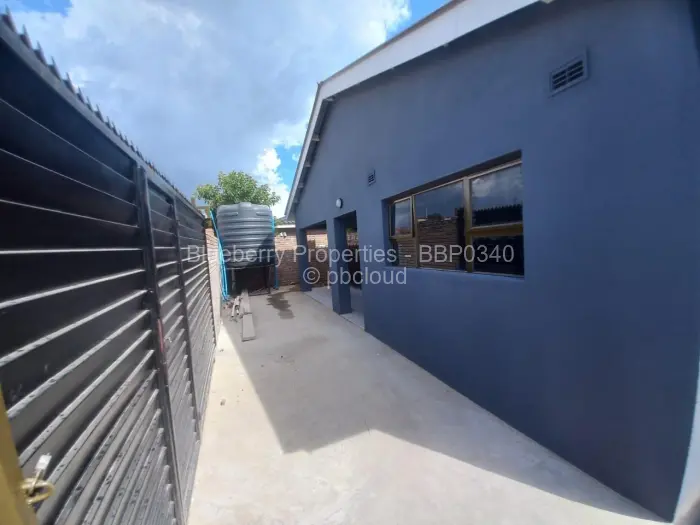 Flat/Apartment to Rent in Budiriro, Harare