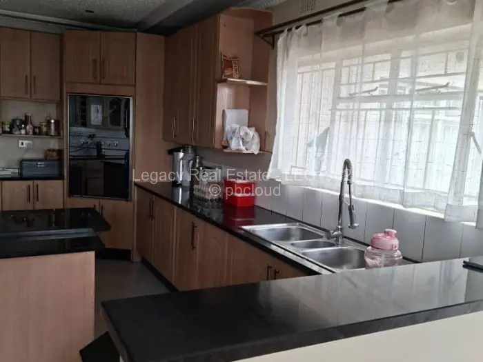 4 Bedroom House to Rent in Goodhope, Harare