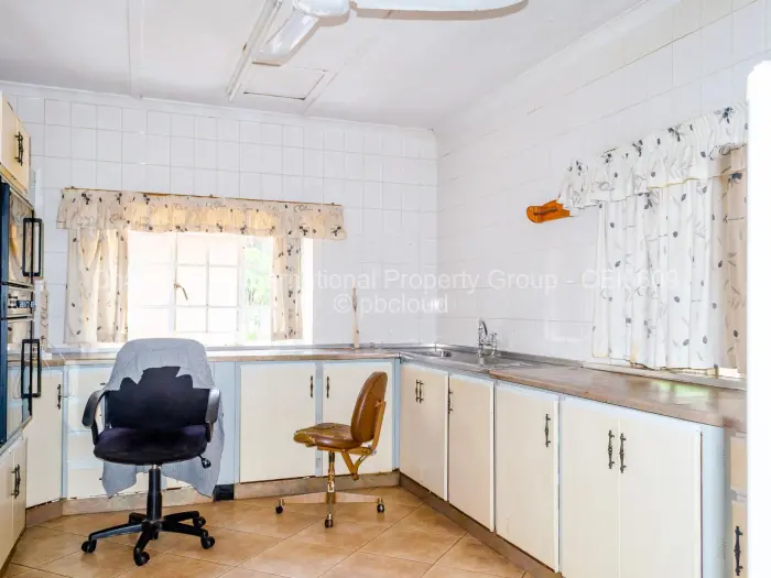 4 Bedroom House for Sale in Suburbs, Bulawayo