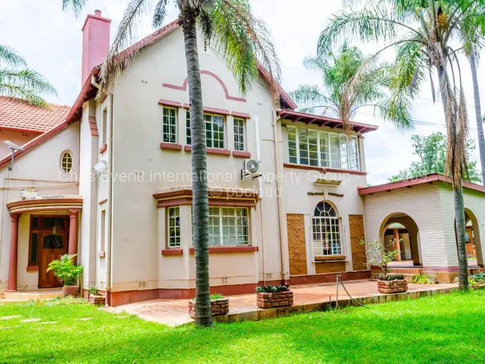 4 Bedroom House for Sale in Suburbs, Bulawayo