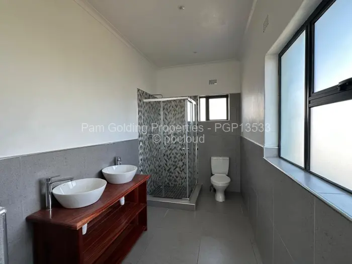 Townhouse/Cluster for Sale in Hopeville, Bulawayo