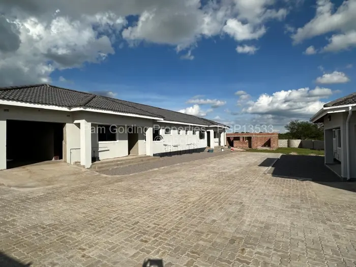 Townhouse/Cluster for Sale in Hopeville, Bulawayo