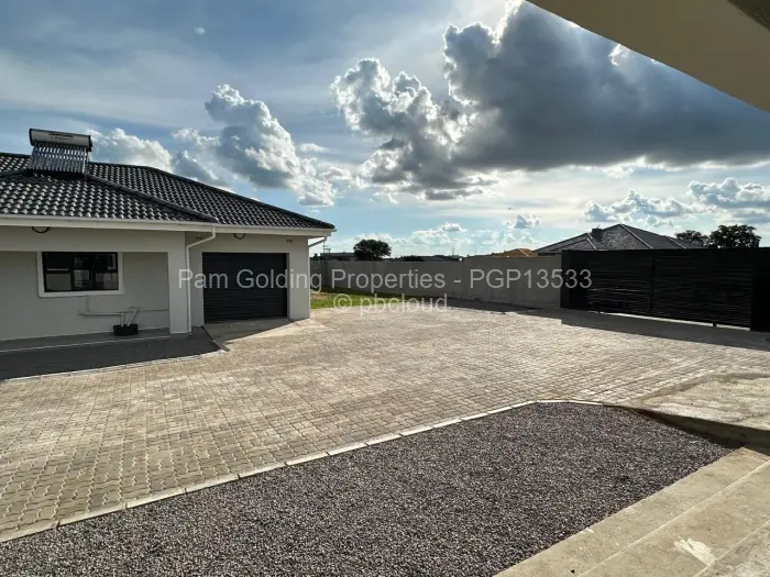 Townhouse/Cluster for Sale in Hopeville, Bulawayo
